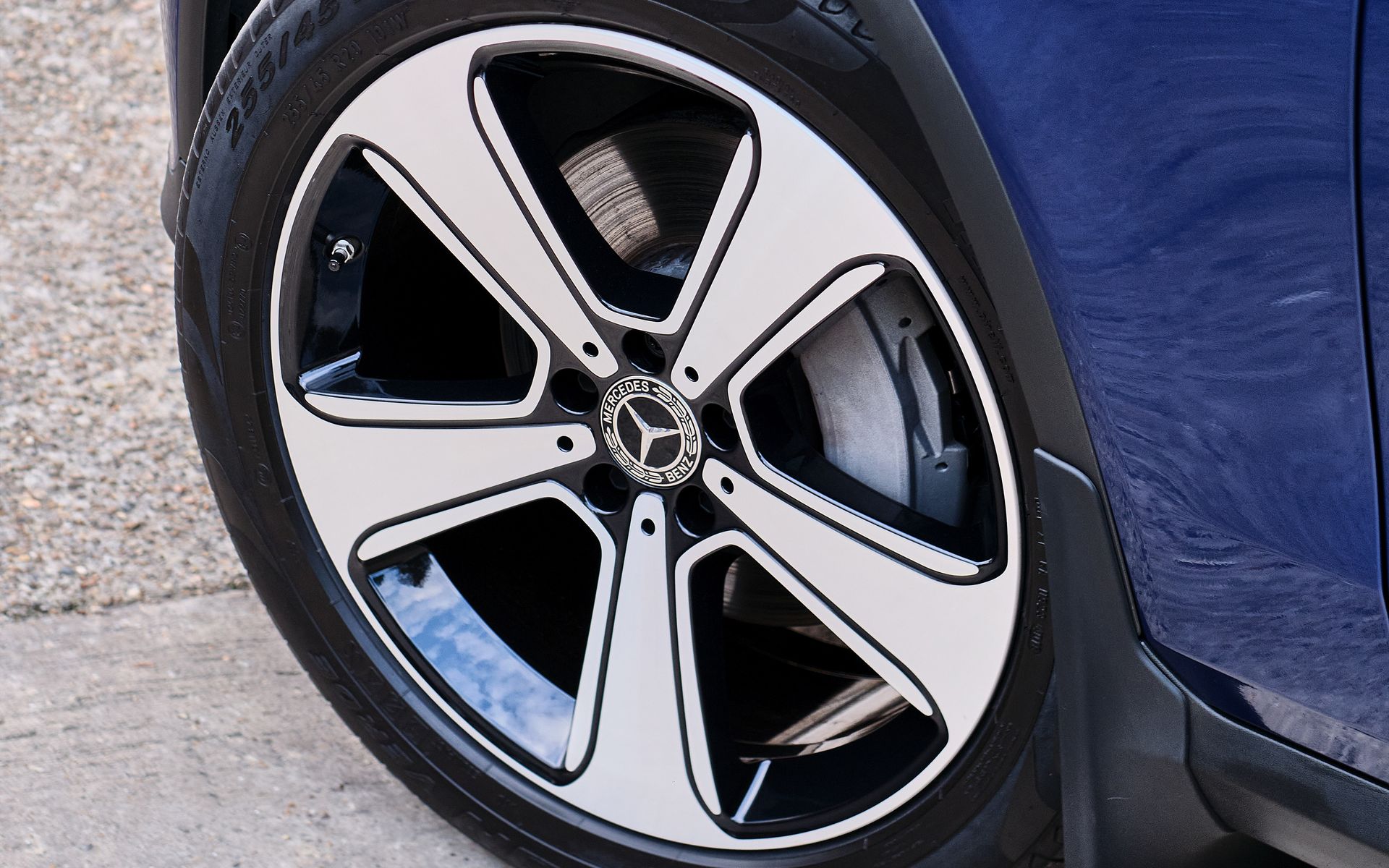 End Of Lease Wheel Refurbishment and Repair First Aid Wheels