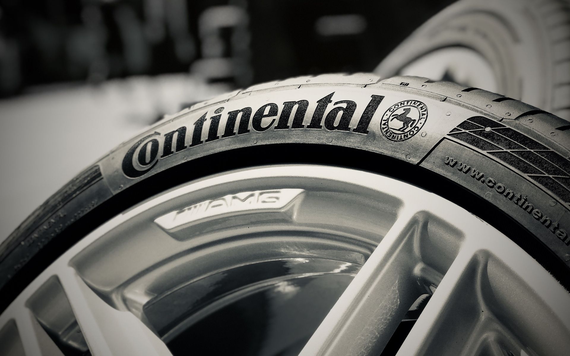 End Of Lease Wheel Refurbishment and Repair First Aid Wheels